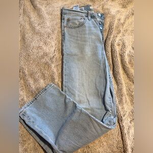 Levi’s Ribcage Straight Ankle Denim 27 SOLD